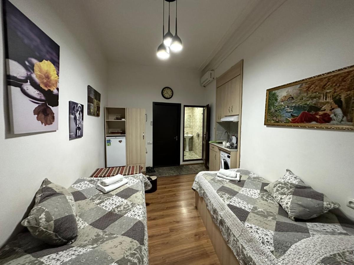 Leselidze Guest House Тбилиси Екстериор снимка