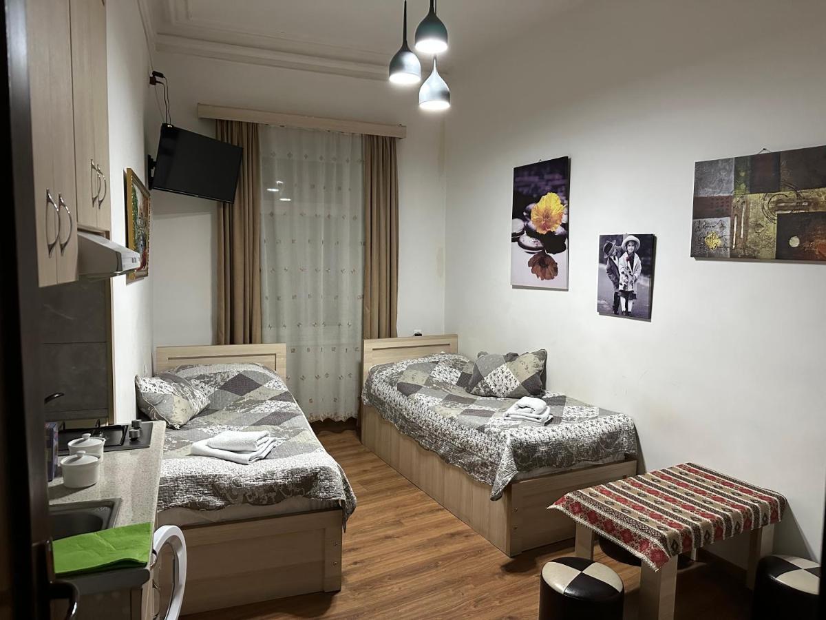 Leselidze Guest House Тбилиси Екстериор снимка