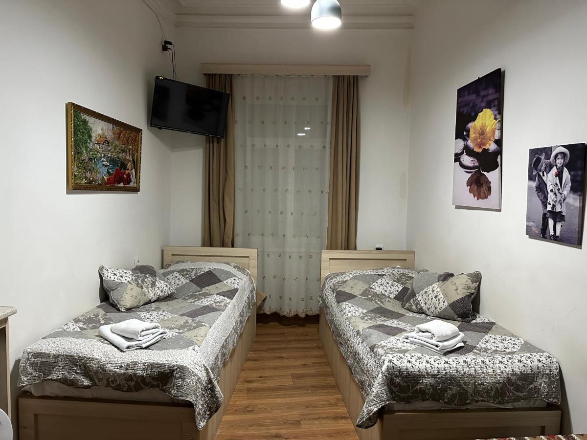 Leselidze Guest House Тбилиси Екстериор снимка