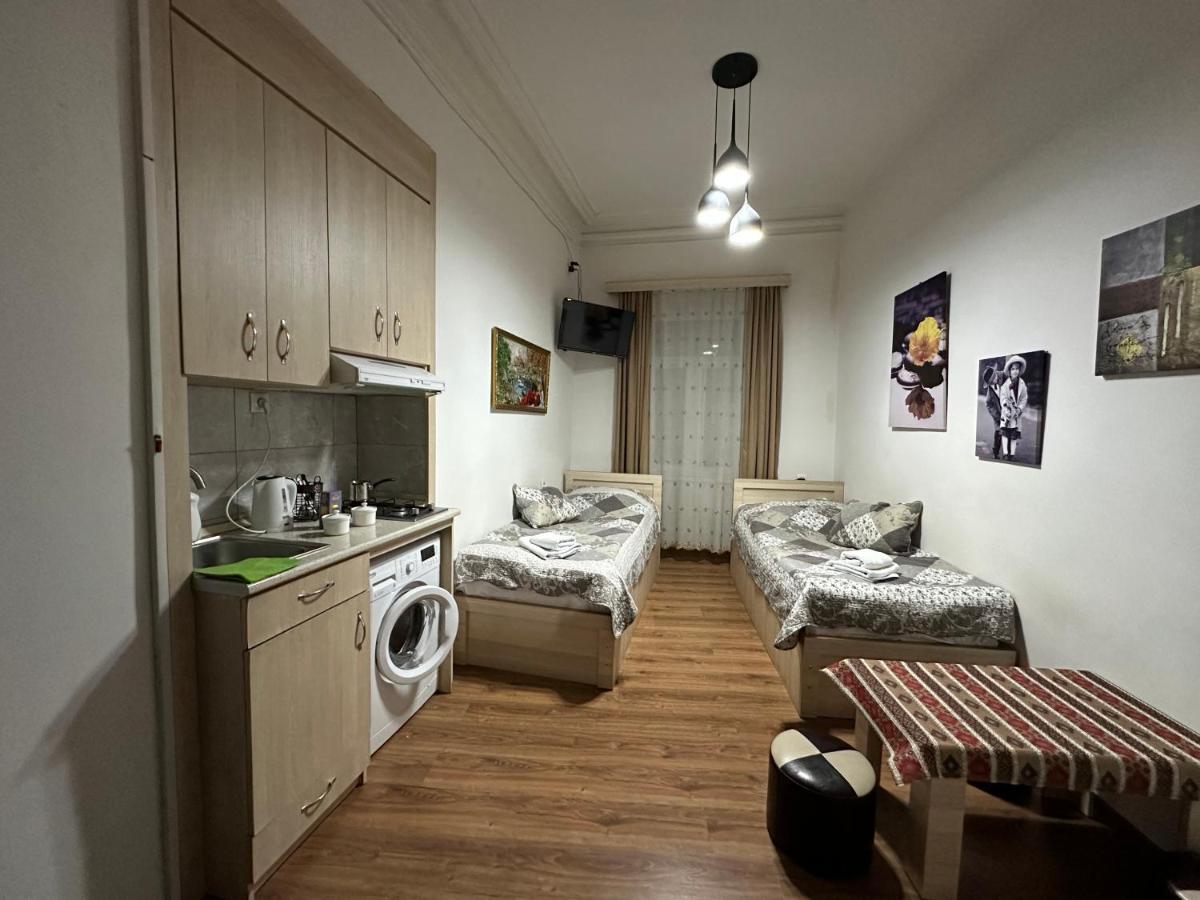 Leselidze Guest House Тбилиси Екстериор снимка